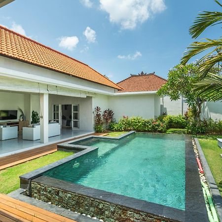 Modern 3 Bedrooms Villa Beach Walking Distance Seminyak Zewnętrze zdjęcie